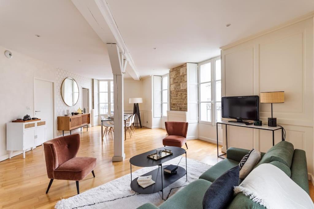 La Tourelle & L'Honore - 2 Appartements Dans Le Centre Historique De Rennes Eksteriør billede
