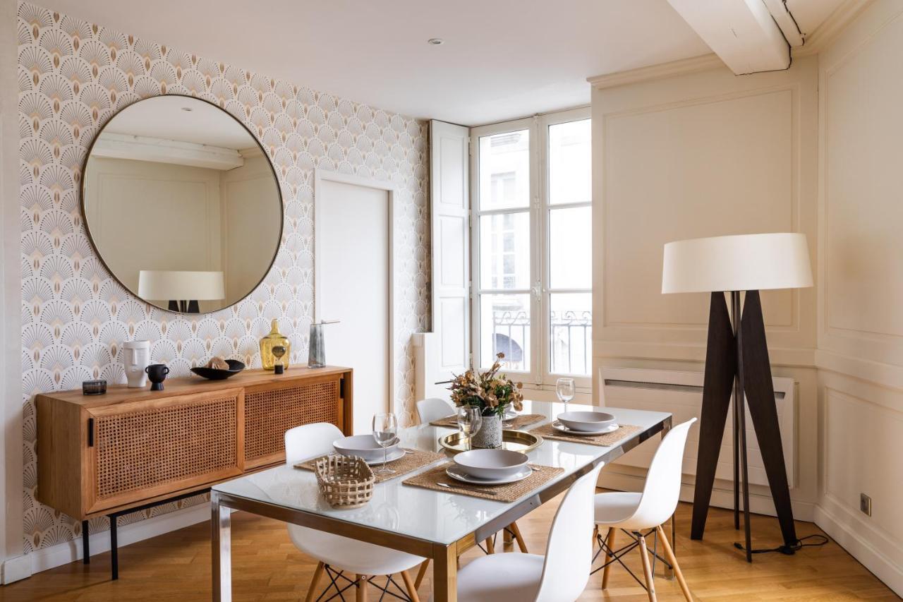 La Tourelle & L'Honore - 2 Appartements Dans Le Centre Historique De Rennes Eksteriør billede
