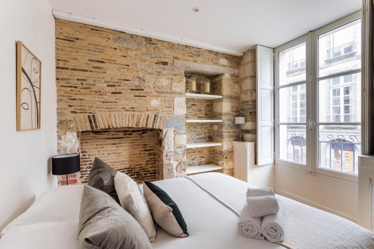La Tourelle & L'Honore - 2 Appartements Dans Le Centre Historique De Rennes Eksteriør billede