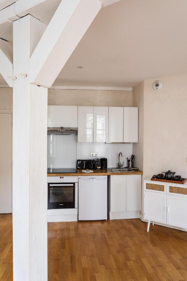 La Tourelle & L'Honore - 2 Appartements Dans Le Centre Historique De Rennes Eksteriør billede