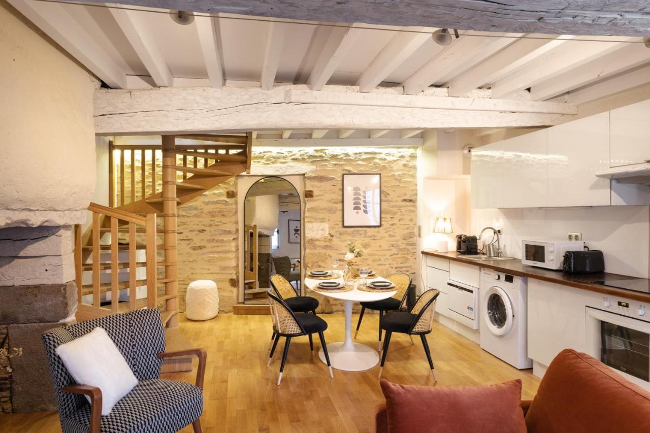 La Tourelle & L'Honore - 2 Appartements Dans Le Centre Historique De Rennes Eksteriør billede
