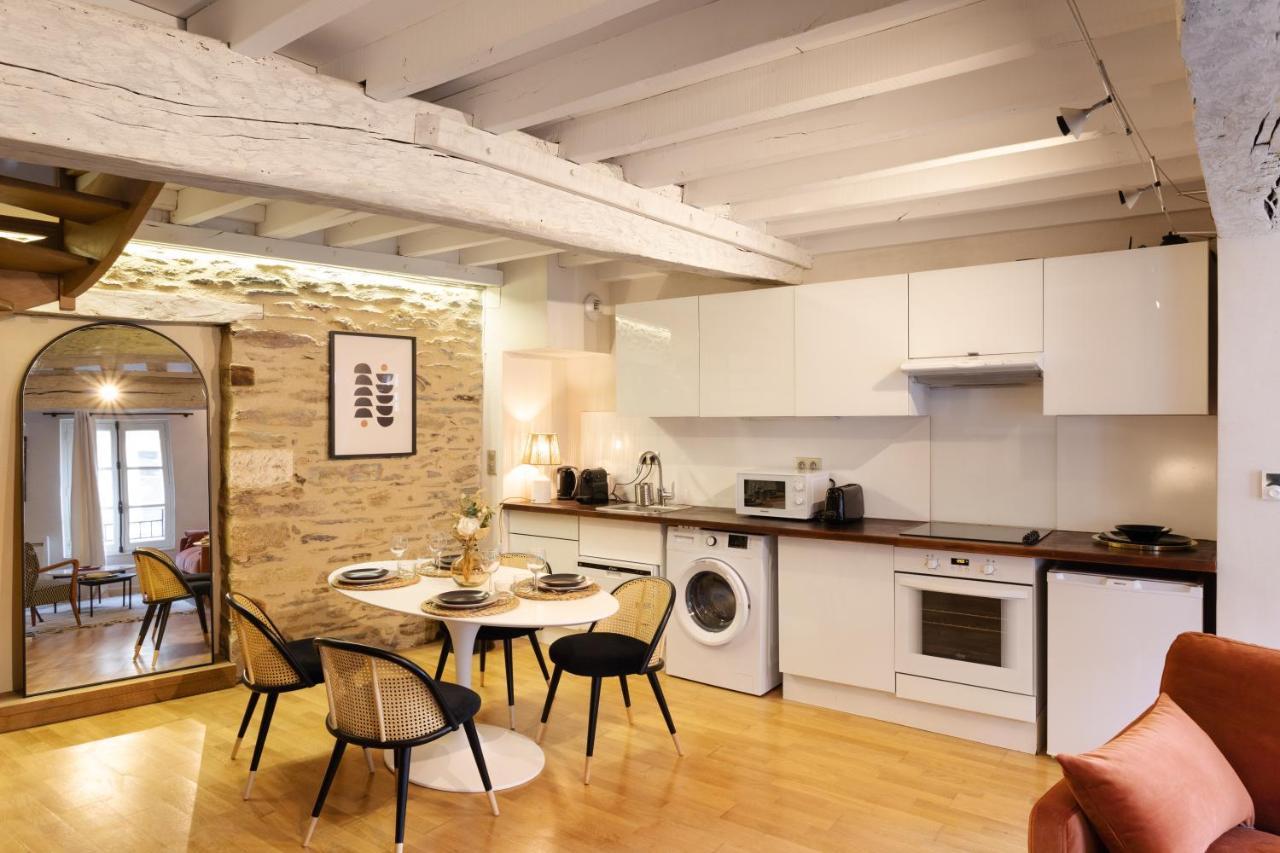 La Tourelle & L'Honore - 2 Appartements Dans Le Centre Historique De Rennes Eksteriør billede